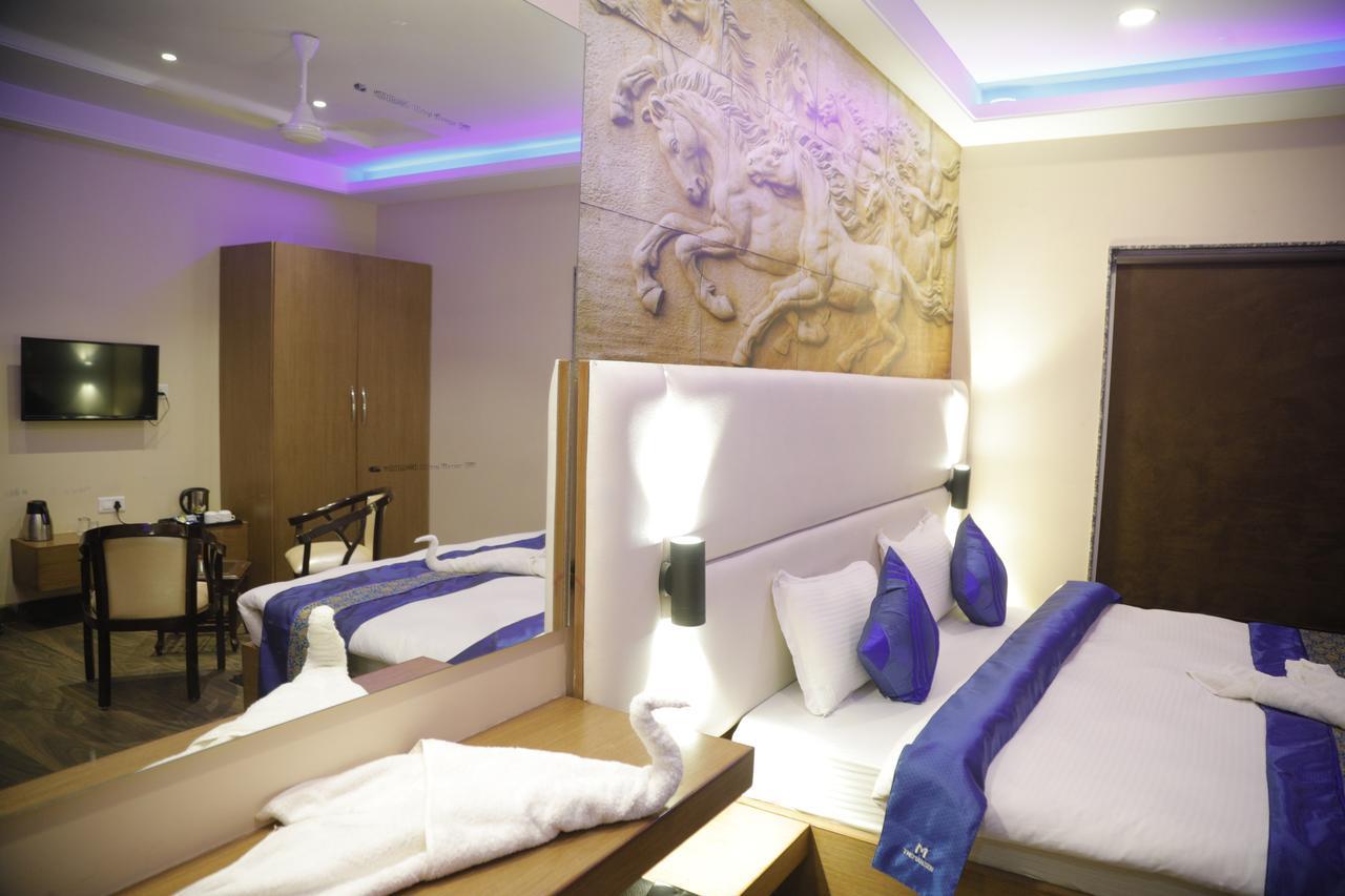 Hotel The Mansion , Mathura Ngoại thất bức ảnh