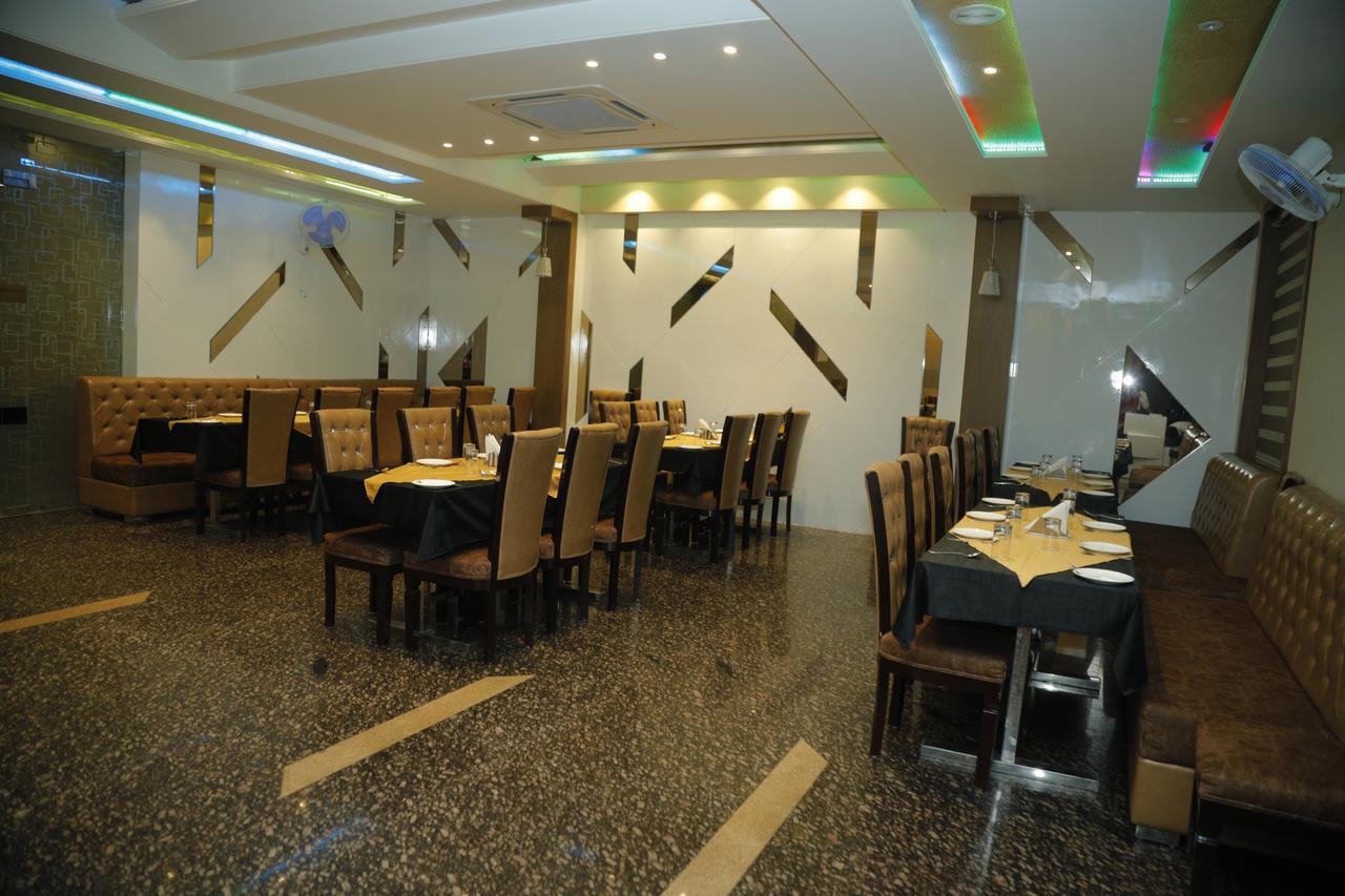 Hotel The Mansion , Mathura Ngoại thất bức ảnh