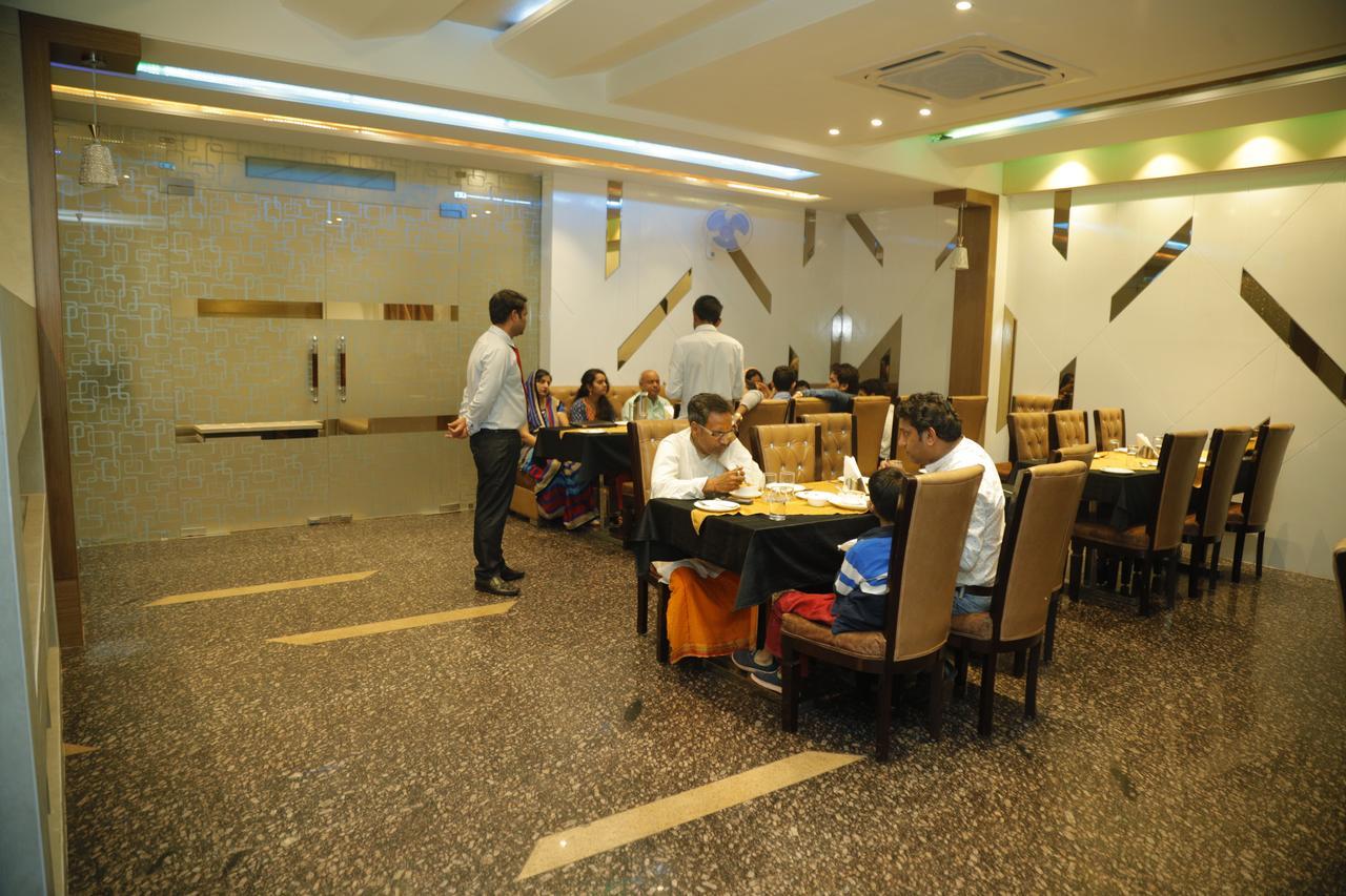 Hotel The Mansion , Mathura Ngoại thất bức ảnh